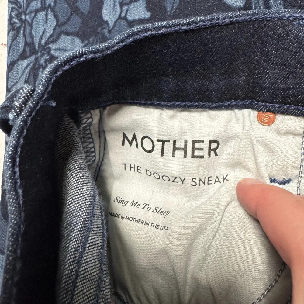 MOTHER Navy Floral Wide-Leg Jeans - Picture 8 of 10